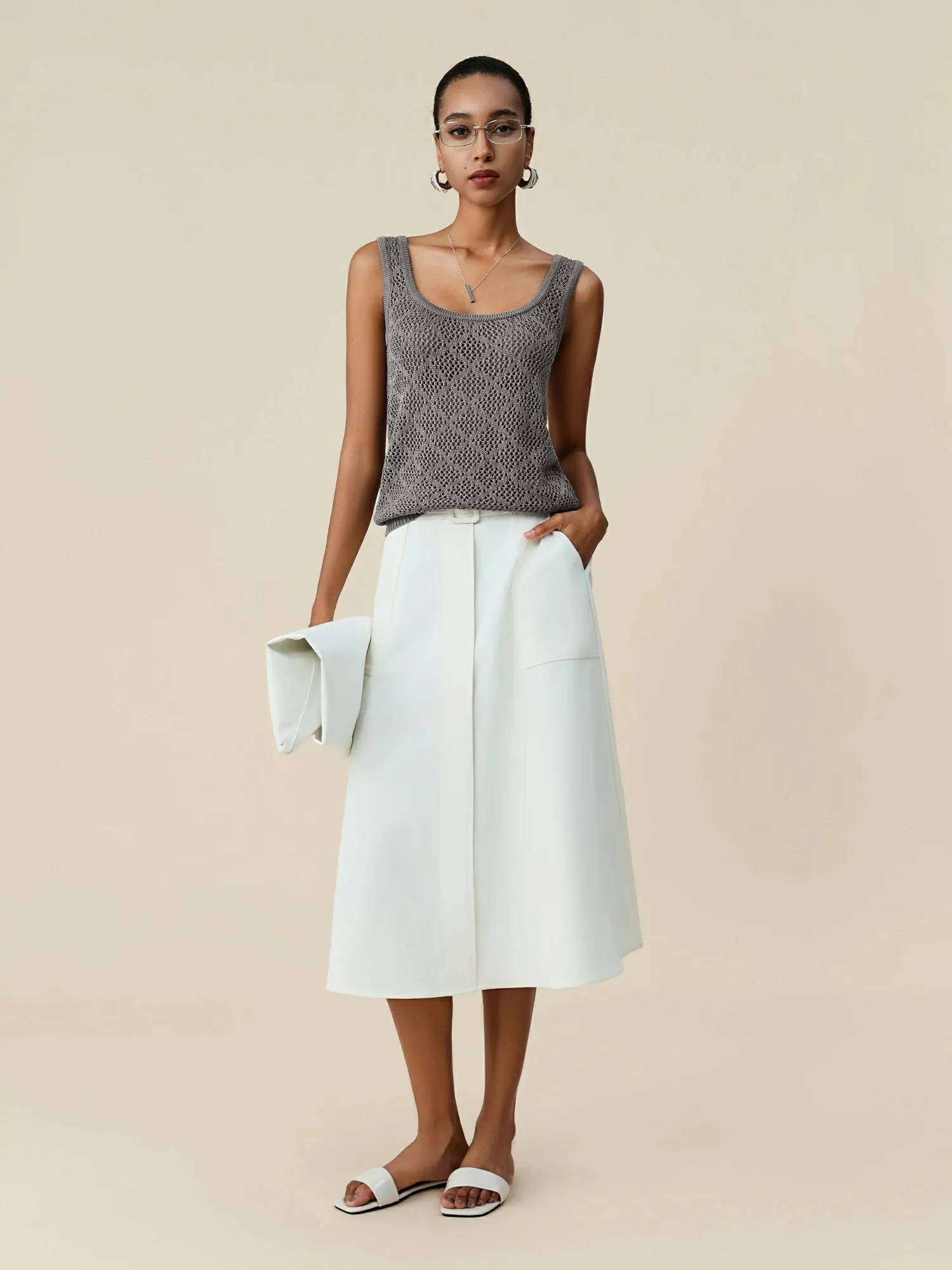 Amoretu Lyocell & Wool U-Neck Simple Vest