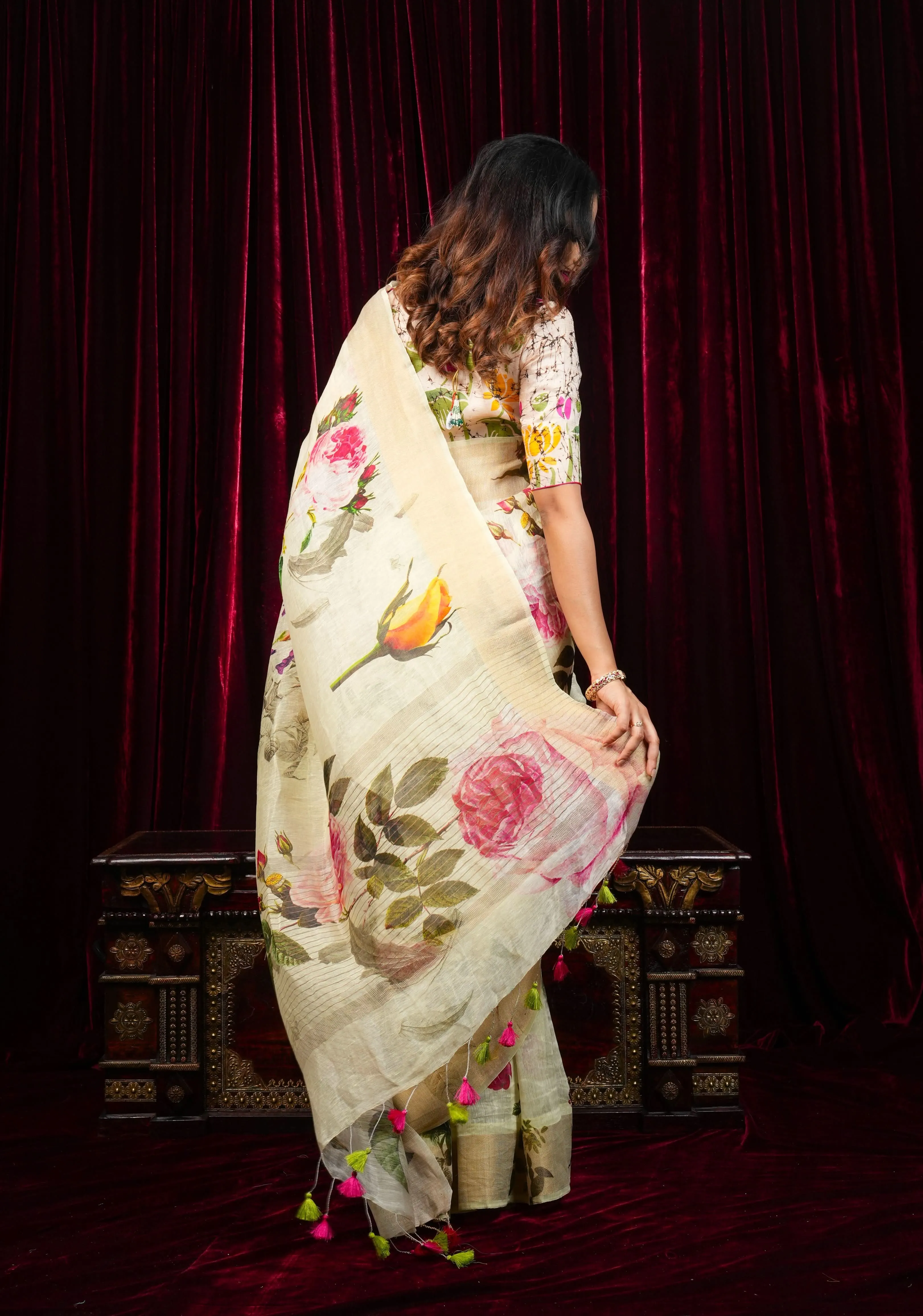 Charming Cream Floral Print Silk Linen Saree with long tassels